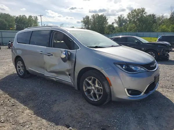 2C4RC1GG8KR552040 — 2019 Chrysler Pacifica, photo 4 from Copart 13.10.2026, Side