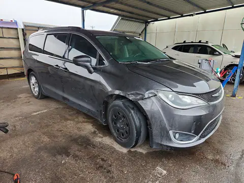 2019 CHRYSLER PACIFICA VIN 2C4RC1FG7KR628655 фото 4