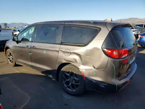 2C4RC1FG8KR605062 — 2019 Chrysler Pacifica, photo 2 from Copart 14.10.2026, Rear end