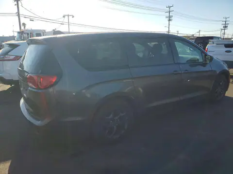 2C4RC1FG8KR605062 — 2019 Chrysler Pacifica, photo 3 from Copart 14.10.2026, Rear end