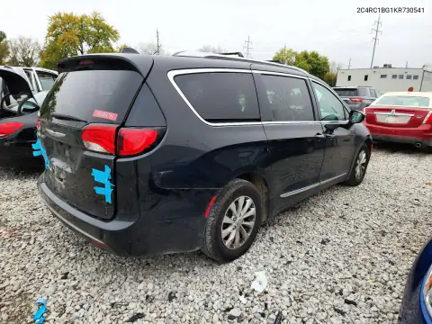 2C4RC1BG1KR730541 — 2019 Chrysler Pacifica, photo 3 from Copart, Rear end