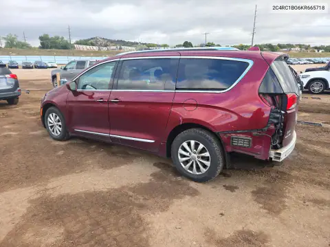 2C4RC1BG6KR665718 — 2019 Chrysler Pacifica, photo 2 from Copart, Rear end