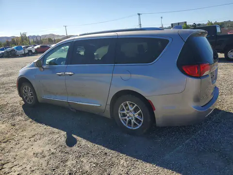 2020 Chrysler Pacifica VIN 2C4RC1BG0LR280415 фото 2