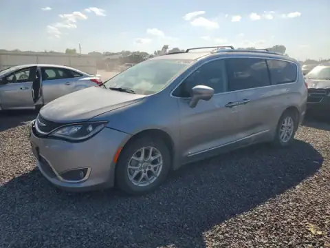 2C4RC1BG3LR280263 — 2020 Chrysler Pacifica, Front end (Front End), before-repair photos