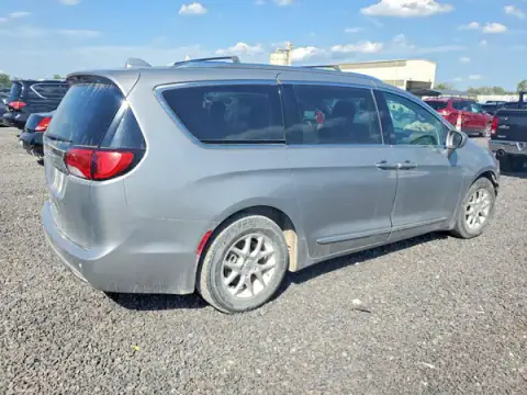 2C4RC1BG3LR280263 — 2020 Chrysler Pacifica, foto 3 de Copart, Parte delantera