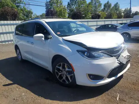 2C4RC1BG3LR106743 — 2020 Chrysler Pacifica, фото 4 с аукциона Copart, ПЕРЕДНЯЯ ЧАСТЬ