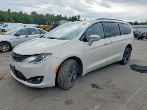 2C4RC3BG5LR288635 — 2020 Chrysler Pacifica, წინა ნაწილი (Front End), ფოტოები შეკეთებამდე