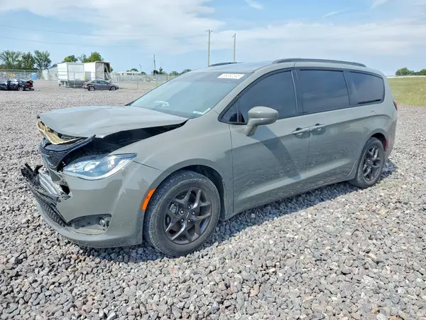 2C4RC1EG2LR233107 Chrysler Pacifica 2020 — повреждение Передняя часть, фото до ремонта
