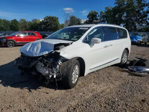2C4RC1BG0LR105761 — 2020 Chrysler Pacifica, Przód (Front End), zdjęć przed naprawą