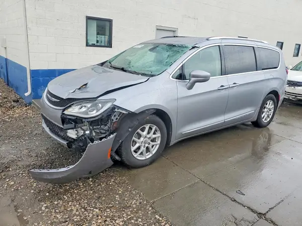 2C4RC1BG8LR125627 — 2020 Chrysler Pacifica, Передняя часть (Front End), фото до ремонта