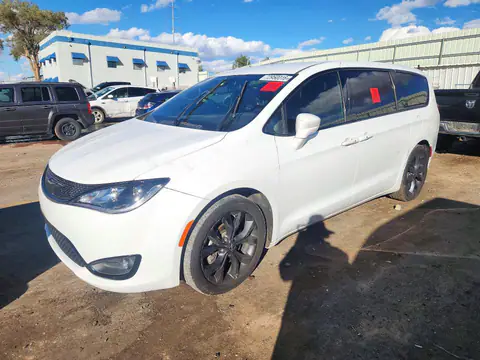 2C4RC1FG5LR238123 — 2020 Chrysler Pacifica, ЕСТЕСТВЕННЫЙ ИЗНОС (Normal Wear), фото до ремонта
