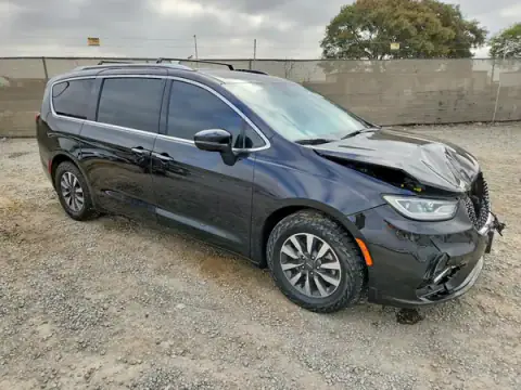 2C4RC1L77MR599634 — 2021 Chrysler Pacifica, photo 4 from Copart 26.09.2026, Front end