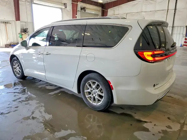 2C4RC1BG9MR574414 — 2021 Chrysler Pacifica, photo 2 from Copart, Front end
