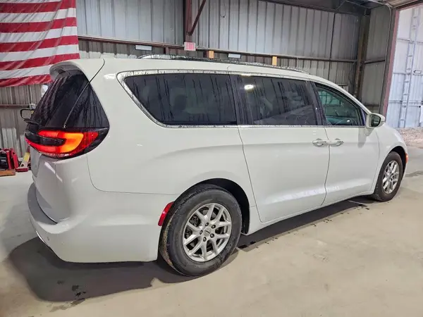2C4RC1BG8MR588997 — 2021 Chrysler Pacifica, photo 3 from Copart, Hail