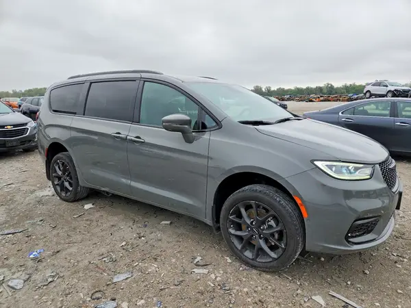 2C4RC1BG5MR573759 — 2021 Chrysler Pacifica, photo 4 from Copart, Undercarriage damage