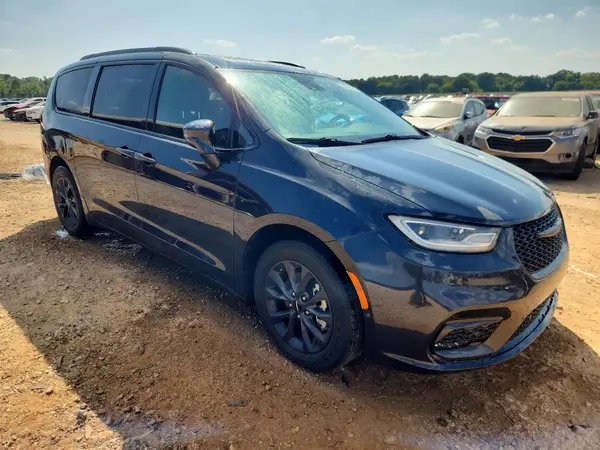 2C4RC1BG7MR503356 — 2021 Chrysler Pacifica, photo 4 from Copart, Rear end
