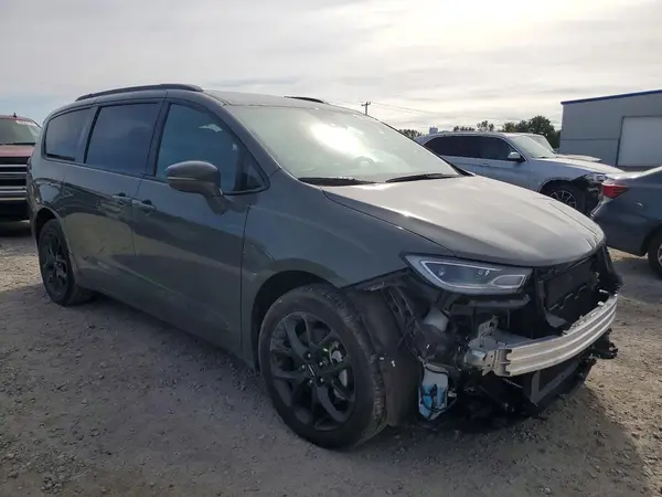 2C4RC3BG1MR564763 — 2021 Chrysler Pacifica, photo 4 from Copart 05.10.2026, Front end