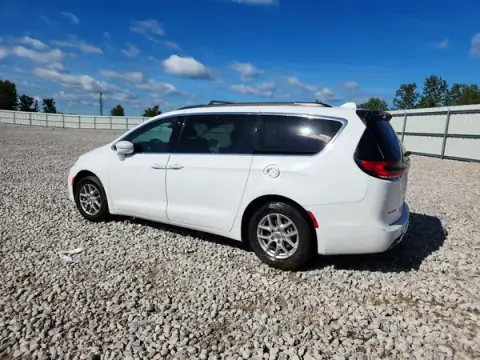 2C4RC1BG3NR117793 — 2022 Chrysler Pacifica, zdjęcie 2 z Copart 24.09.2026, Przód