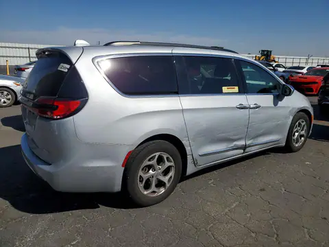2C4RC1GG2NR175872 — 2022 Chrysler Pacifica, photo 3 from Copart 28.09.2026, Side