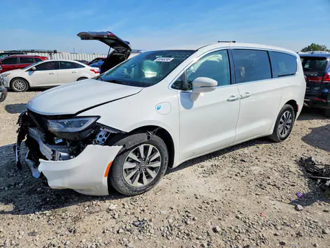 2C4RC1L72NR139525 — 2022 Chrysler Pacifica, Передняя часть (Front End), фото до ремонта