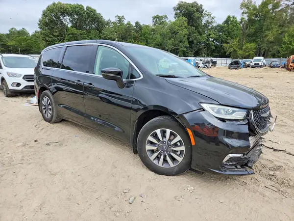 2C4RC1L75NR216159 — 2022 Chrysler Pacifica, photo 4 from Copart, Front end