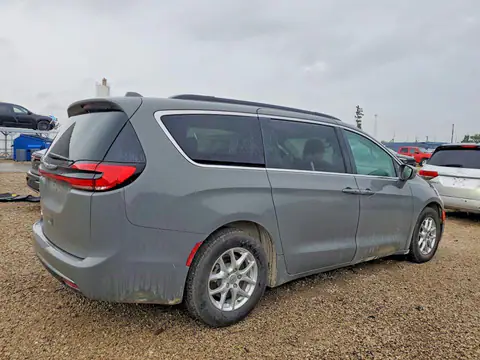 2C4RC1BG6NR215099 — 2022 Chrysler Pacifica, photo 3 from Copart 14.10.2026, Front end