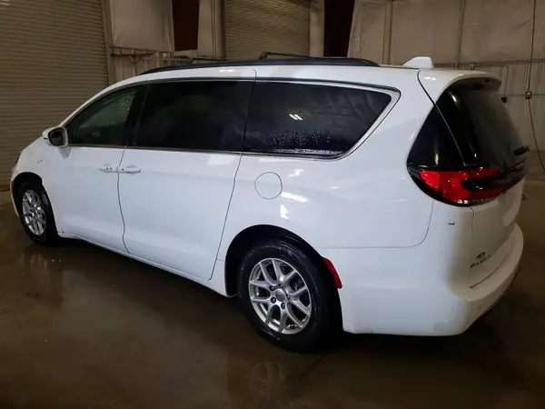 2C4RC1BG5NR109744 — 2022 Chrysler Pacifica, photo 2 from Copart, Front end