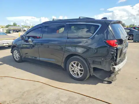 2C4RC1BG0NR140707 — 2022 Chrysler Pacifica, photo 2 from Copart, Front end