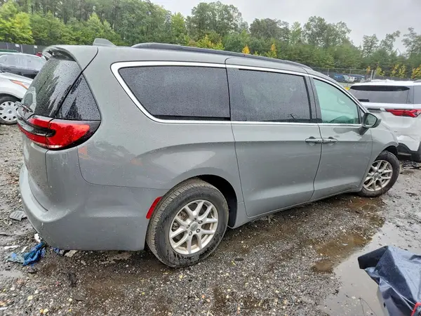 2C4RC1BG3NR233852 — 2022 Chrysler Pacifica, photo 3 from Copart, Front end