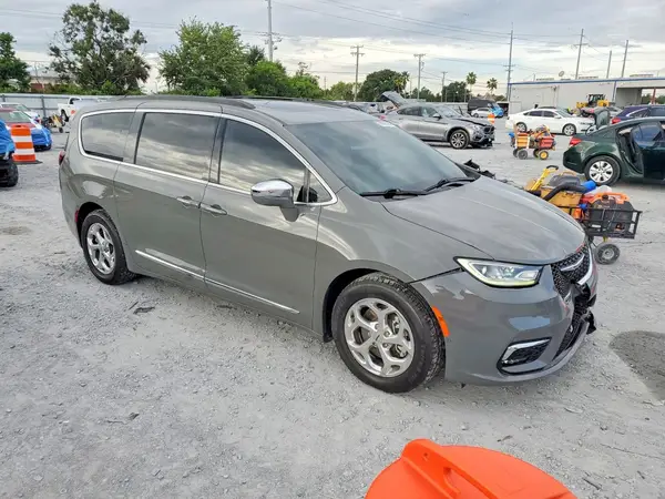 2C4RC1GG9NR110548 — 2022 Chrysler Pacifica, фото 4 с аукциона Copart, Передняя часть