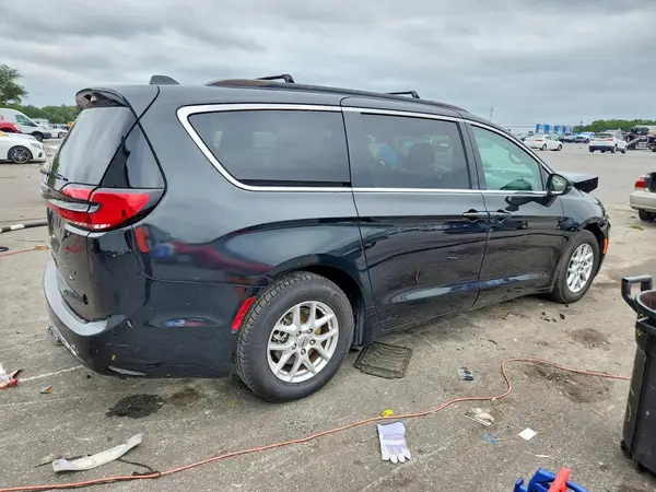 2C4RC1BG6NR178412 — 2022 Chrysler Pacifica, photo 3 from Copart, Front end