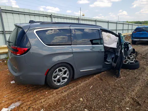 2023 CHRYSLER PACIFICA VIN 2C4RC1GG6PR612937 фото 3