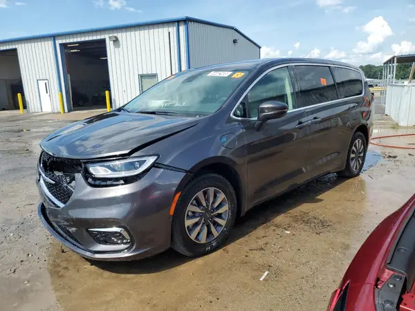 2C4RC1L7XPR592133 Chrysler Pacifica 2023 — повреждение Передняя часть, фото до ремонта