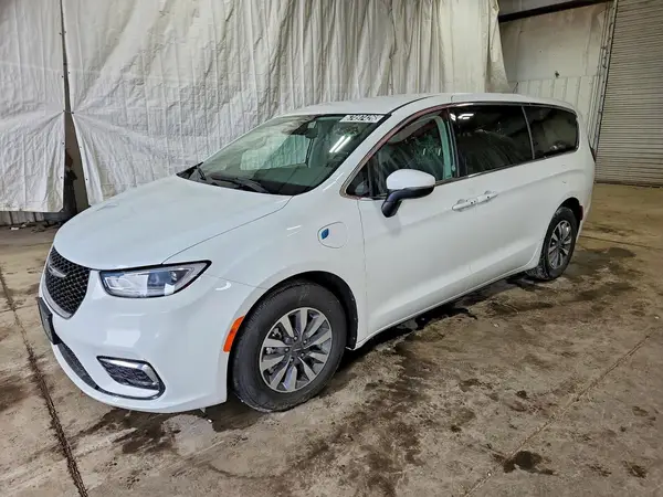 2C4RC1L74PR599112 Chrysler Pacifica 2023 — повреждение Передняя часть, фото до ремонта