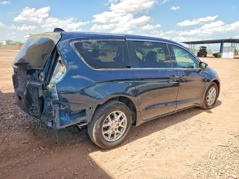 2C4RC1BG0PR631670 — 2023 Chrysler Pacifica, фото 3 с аукциона Copart 29.09.2026, Задняя часть