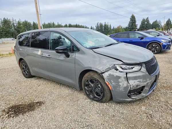 2C4RC1S79PR609361 — 2023 Chrysler Pacifica, foto 4 de Copart, Parte delantera