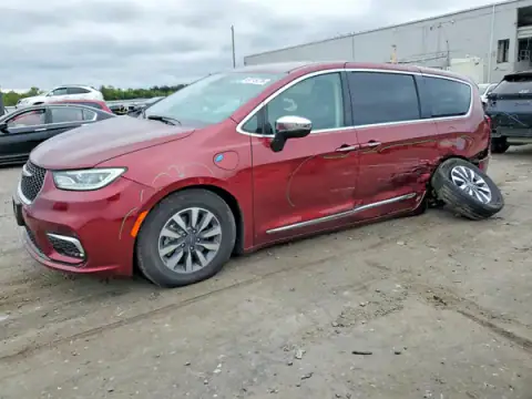 2C4RC1S76PR592549 — 2023 Chrysler Pacifica, Rear end (Rear End), before-repair photos