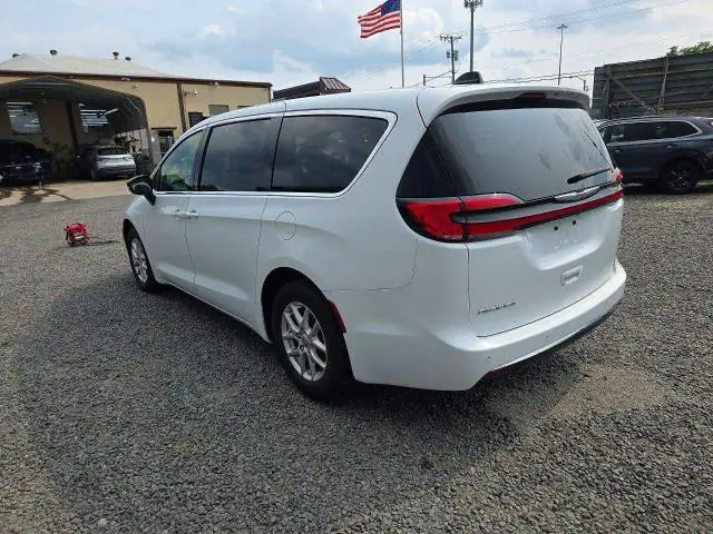 2025 CHRYSLER PACIFICA VIN 2C4RC1BG8SR512113 фото 2