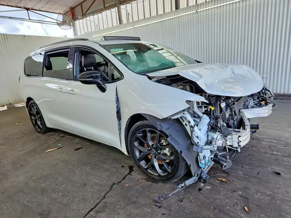 2C4RC1GG8SR539577 — 2025 Chrysler Pacifica, photo 4 from Copart 28.09.2026, Front end