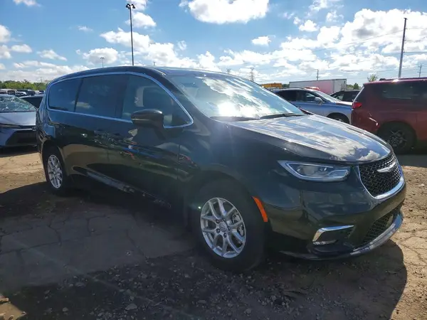 2C4RC1BG4SR569845 — 2025 Chrysler Pacifica, photo 4 from Copart 14.10.2026, Side