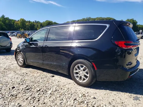 2C4RC1BG8SR594487 — 2025 Chrysler Pacifica, photo 2 from Copart, Front end