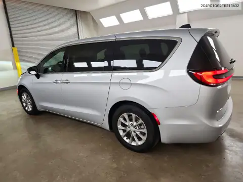 2C4RC1GG2TR213632 — 2026 Chrysler Pacifica, photo 2 from Copart 21.10.2026, Front end