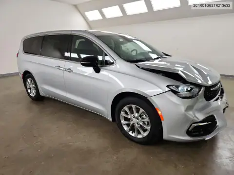 2C4RC1GG2TR213632 — 2026 Chrysler Pacifica, photo 4 from Copart 21.10.2026, Front end