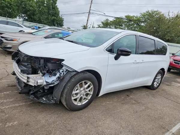 2C4RC1BG7VR572484 — 2027 Chrysler Pacifica, Передняя часть (Front End), фото до ремонта