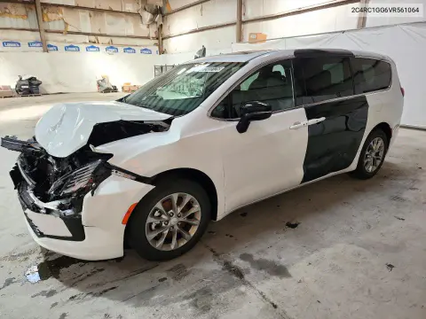 2C4RC1GG6VR561064 — 2027 Chrysler Pacifica, Передняя часть, фото до ремонта