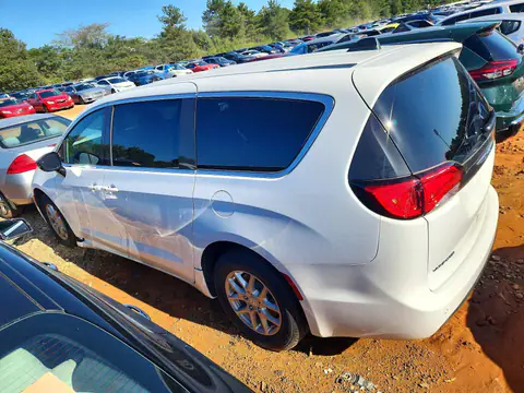 2026 CHRYSLER VOYAGER VIN 2C4RC1CG7TR252528 фото 2