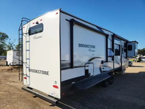 2025 COACH BROOKSTONE VIN 5ZT3BKZB4SA331814 фото 4