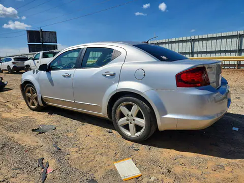 2011 DODGE AVENGER VIN 1B3BD1FB0BN589070 фото 2