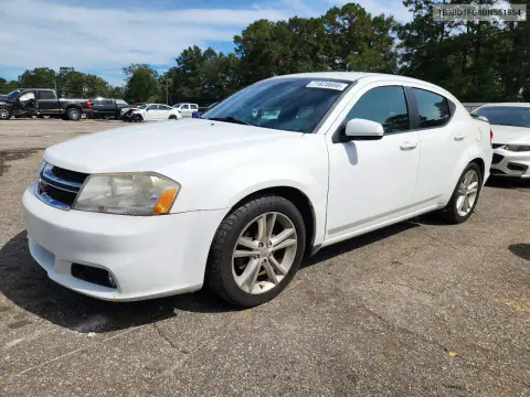 1B3BD1FG8BN551954 — 2011 Dodge Avenger, Uszkodzenia mechaniczne, zdjęć przed naprawą