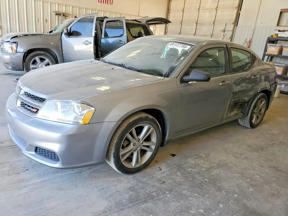 1C3CDZAB9EN226512 Dodge Avenger 2014 — повреждение Боковая часть, фото до ремонта